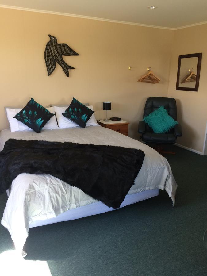 Te Waka Lodge Te Anau Exterior foto